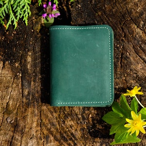 Portafoglio bifold in pelle per le donne, portafoglio verde donna, portafoglio smeraldo, portafoglio bifold personalizzato sottile, portafoglio bifold fatto a mano, portafoglio Womens piccolo immagine 8