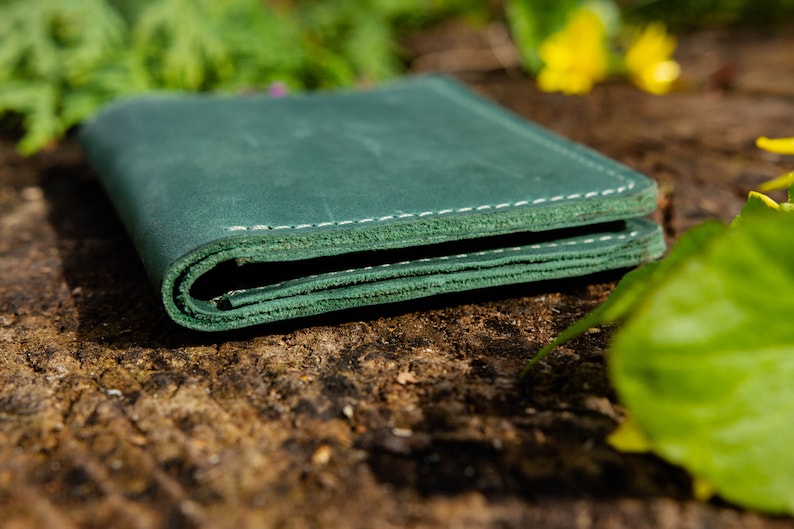 Cartera de piel verde para mujer, Cartera de piel pequeña para mujer, Cartera plegable para mujer, Cartera personalizada para mujer, Cartera hecha a mano para mujer imagen 4