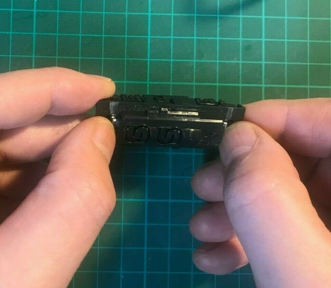 Kato V6 OO9 Gauge VW DB Inspection Railcar Kit - Unassembled, Fits Trimmed KATO 109 Chassis Kato Tram - Foto 5