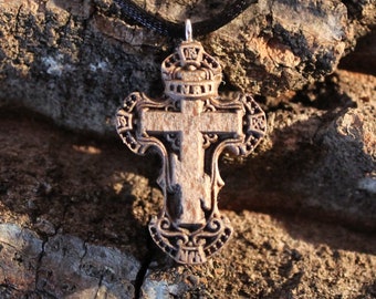 Croix en bois, crucifix sculpté, cadeau de baptême, collier chrétien