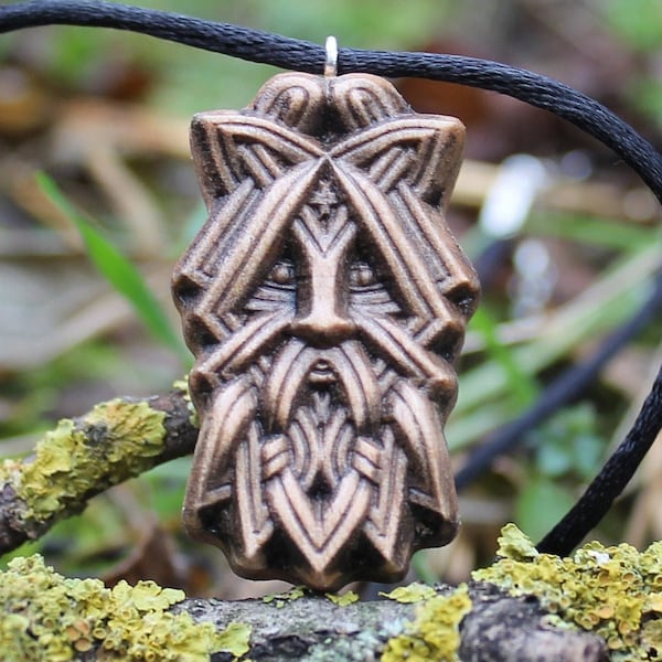 Pendentif en bois esprit celtique