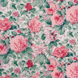 Vintage Floral Napkin for Decoupage with Pink Roses and Green Leaves, Romantic Garden Design for Mother&#39;s Day Spring Summer Crafts 1 PCS