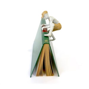 トレンチキャラクター