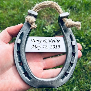 Personalised Good Luck Horseshoe - 5th Anniversary - 5th wedding gift - Wood Wedding - Him Her  - Wood аnniversary - for wife and husband