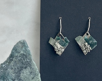 Raw Moss Agate Geode Drop Earrings | Natural Crystal Jewelry | Geology Jewelry | Virgo Stone | Heart Chakra Jewelry | Raw Stone Earrings