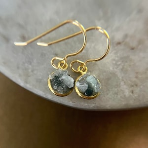 raw emerald petite drops • 18k gold steel • may birthstone • dainty minimalist dangle earrings • 55th anniversary • taurus zodiac jewelry