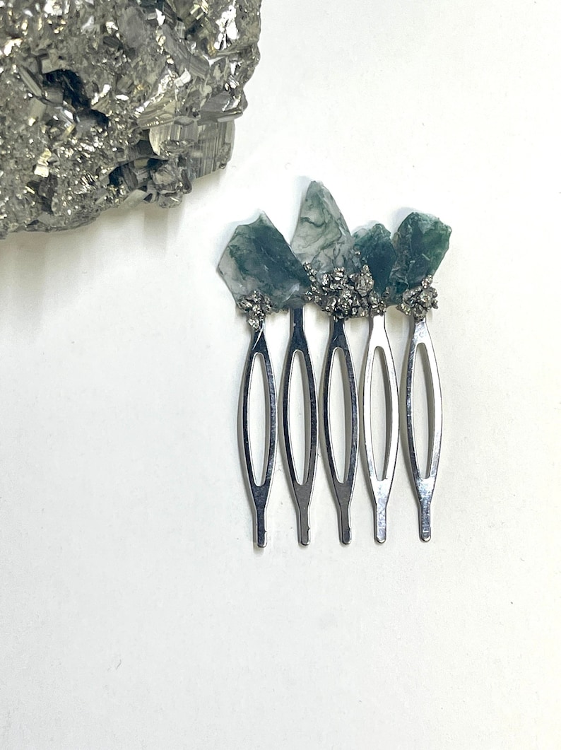 raw moss agate geode crystal hair comb CHOOSE 1 or 2 bridal updo hair piece 1 petite silver comb garden wedding crystal veil comb image 1
