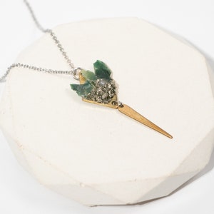 Raw Moss Agate Geode Spear Necklace Mixed Metal Statement Necklace Moss Agate Jewelry Chalcedony Jewelry Virgo Stone Geode Jewelry image 2