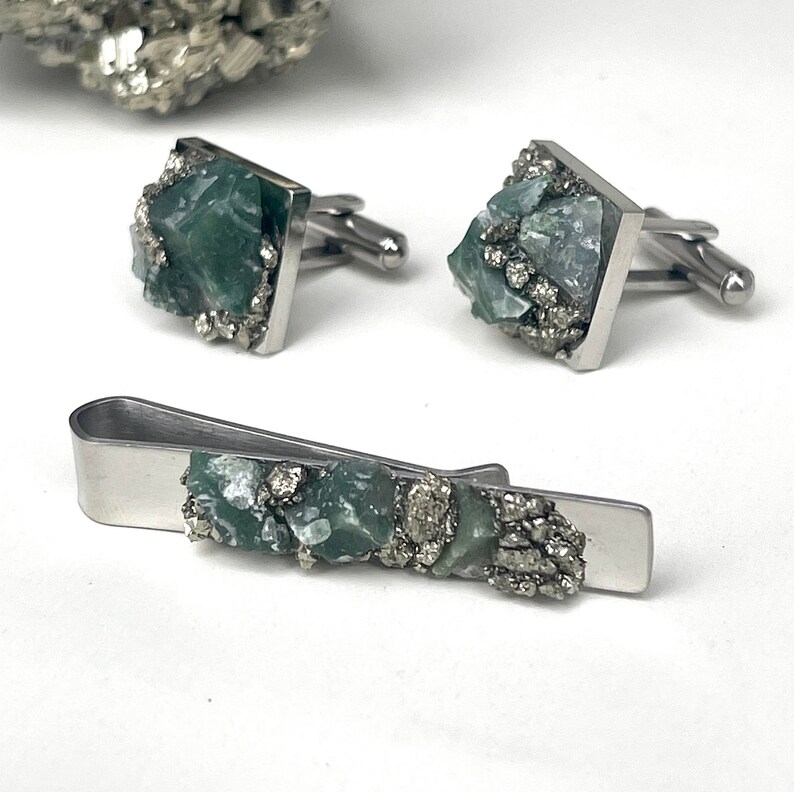 Raw Moss Agate Geode Steel Cufflinks & Tie Bar Gift Set by Raw Opal