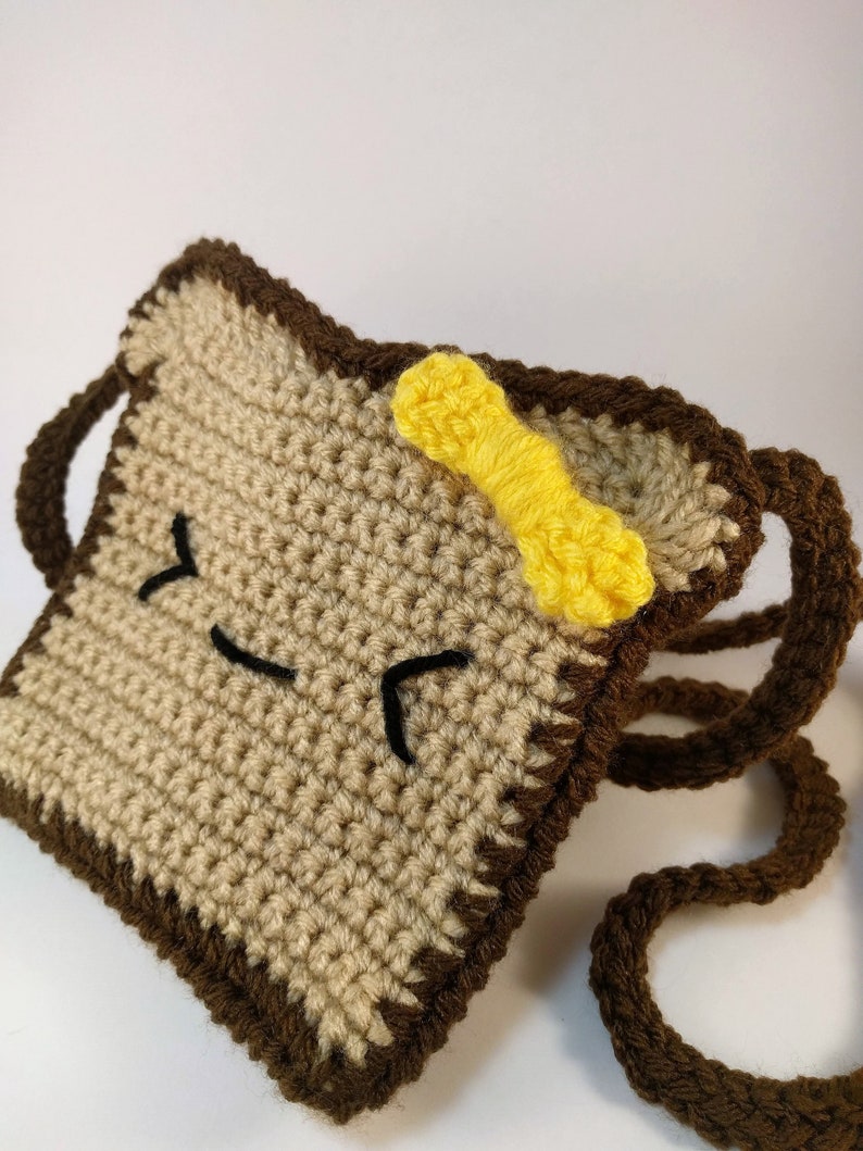 French Toast Crochet Bag Pattern, amigurumi food, small crossbody bag image 2