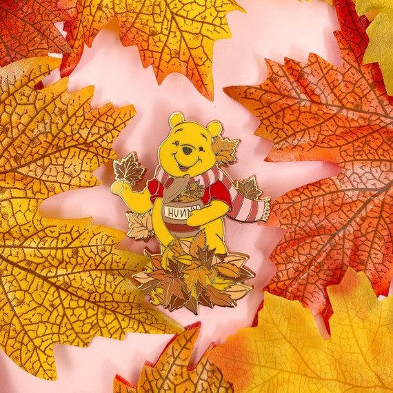 海外ディズニーピンバッジ　プーさん　オウル プーさんピンバッジ / くまのプーさん 秋 ハロウィン ディズニー