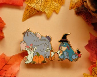 HALLOWEEN PIN / Winnie the Pooh Eeyore piglet Disney enamel hard gold boo / onlyhappythings