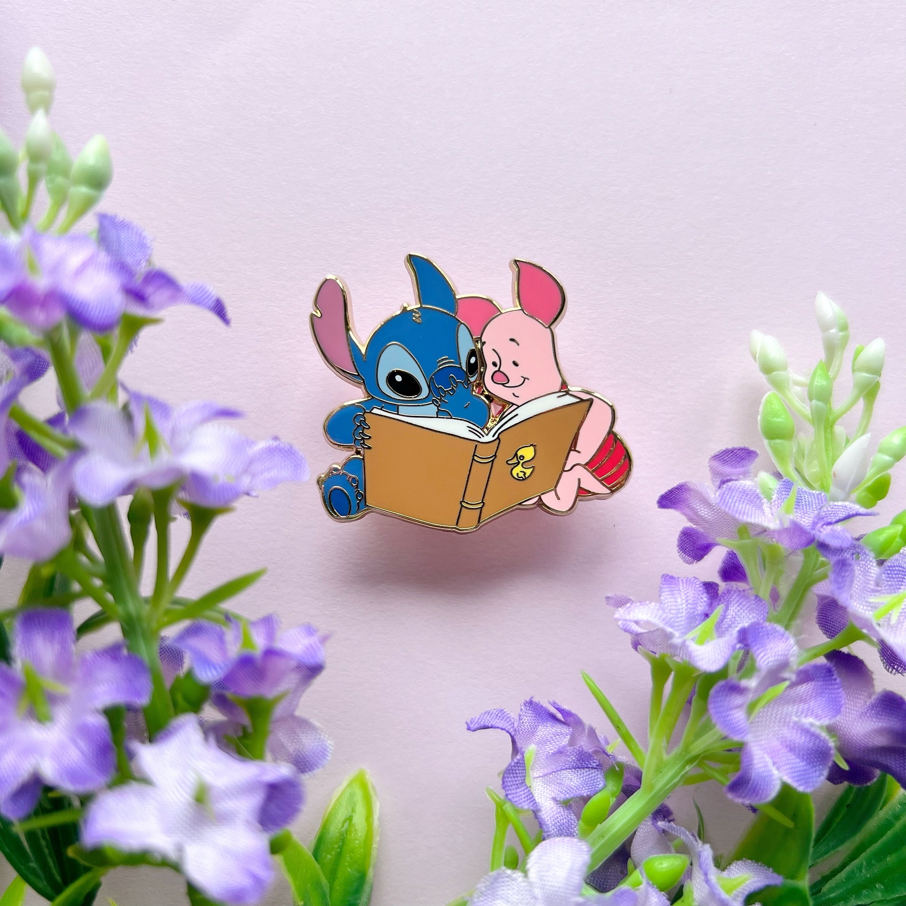 PIN PIGLET STITCH // Disney Inspired Winnie the Pooh Disneyland