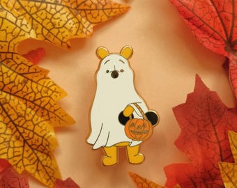 HALLOWEEN PIN / Winnie the Pooh ghost Disney enamel hard gold orange pumpkin / onlyhappythings