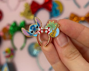 ENAMEL PIN STITCH // lilo and stitch Hawaii headband Mickey ears disney Disneyland badge brooche / onlyhappythings