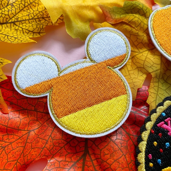 PARCHE DISNEY INSPIRED iron on / halloween otoño Disney candy corn Mickey Mouse disneyland / Onlyhappythings