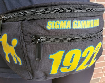 Sigma Gamma Rho Durable Multipocket Fanny Pack