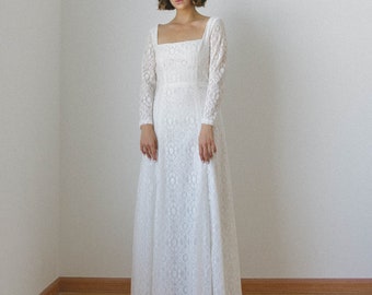 Lyanna Square neck Lace Dress/Boho Lace Wedding Dress/Long Sleeves Lace Wedding Dress