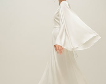 Agata Cream White Floor Length Dress / Angle Long Sleeves Satin Wedding Gown