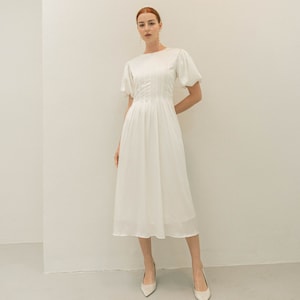 Peppa Tea length Dress with Puff Sleeves Detail/ Pleated Designed Satin Midi Dress