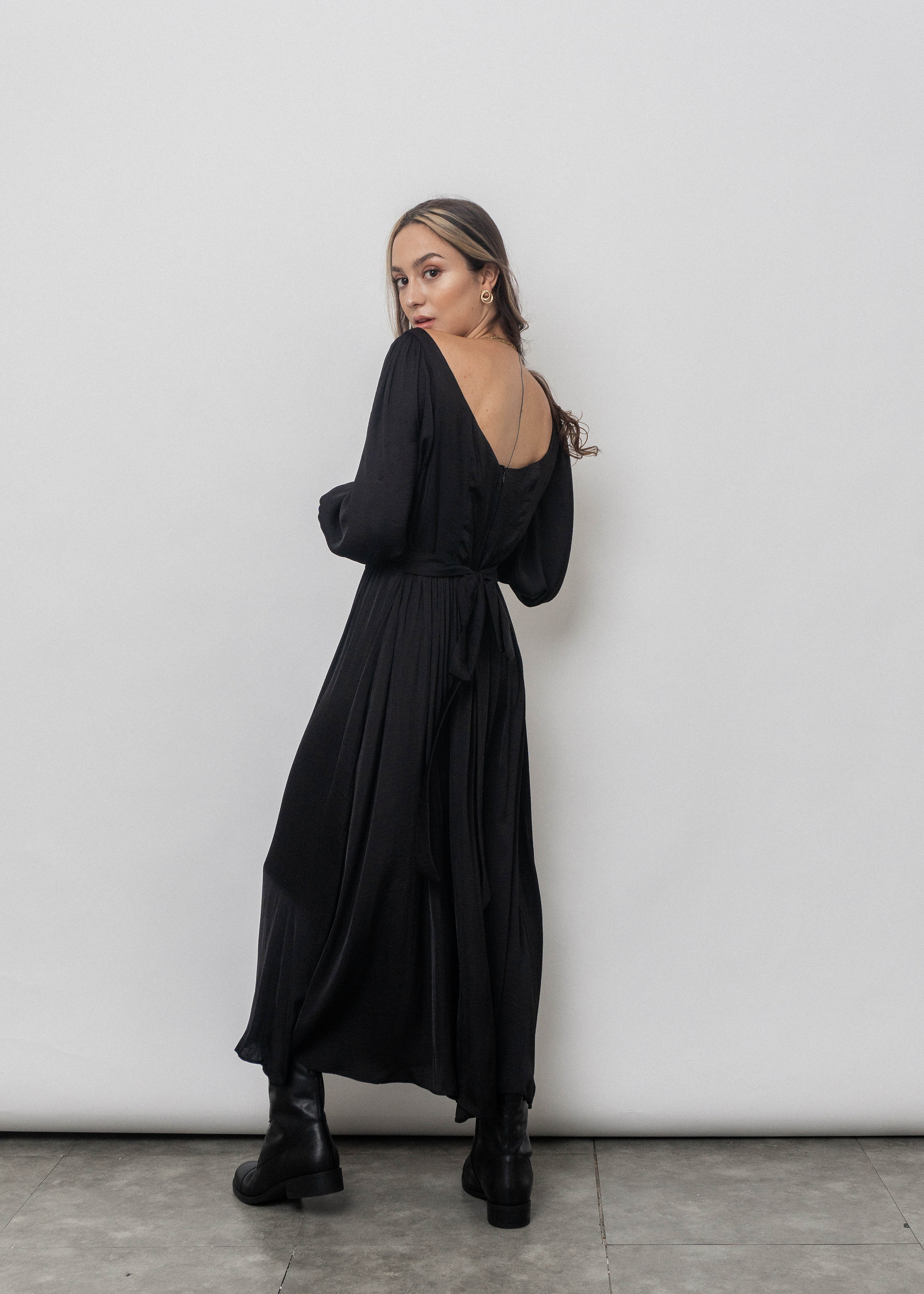 black puff sleeve dress long Puff Sleeve Maxi Dress Black