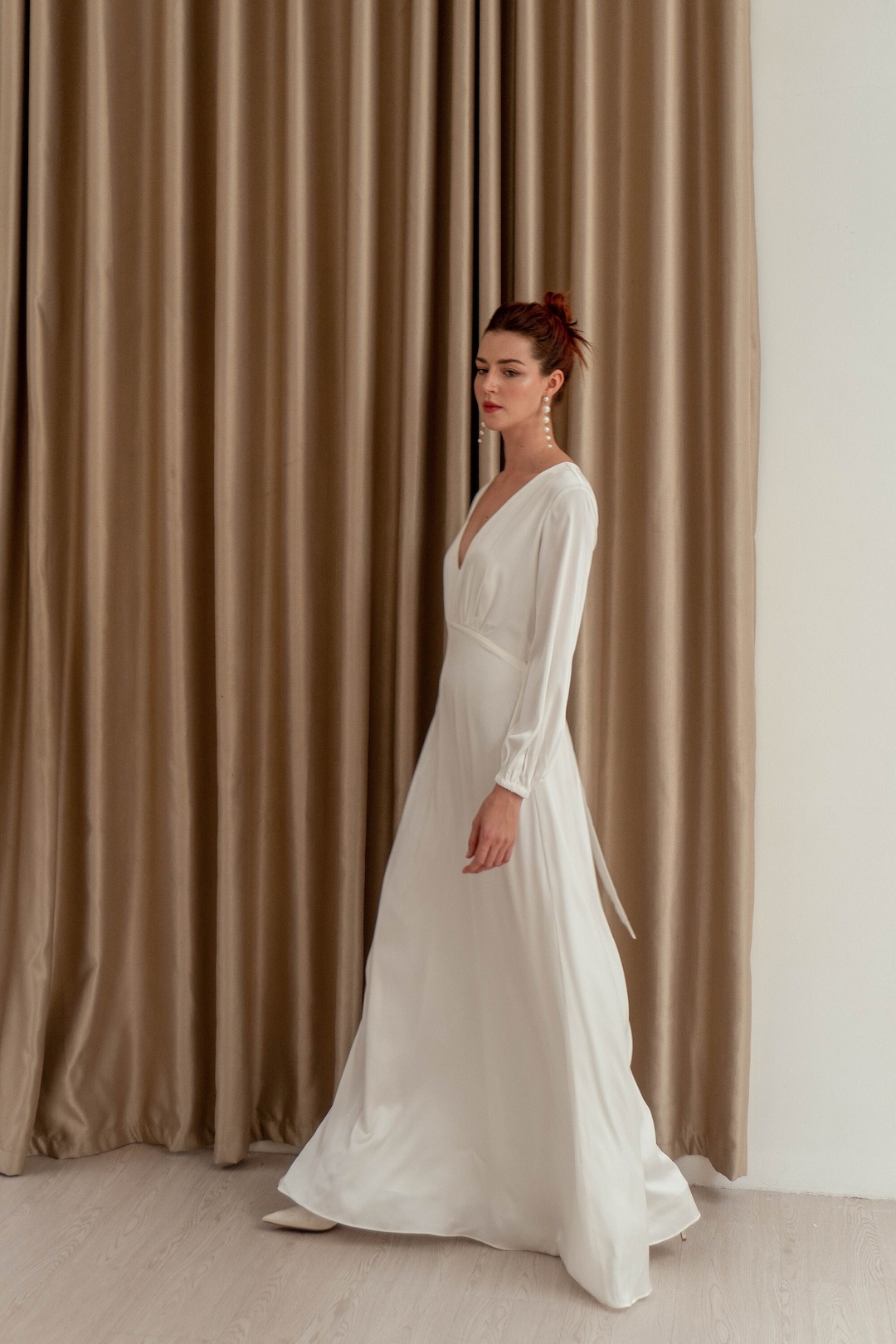 maureen jersey mini dress Floor Length Dress, Long Sleeve Satin Bridal Gown h:44