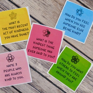 Kindness Conversation Starters und Journal Prompts - Familienessen-Gespräch - Klassenzimmer-Aktivität - Kindness-Projekt - Kindness Club