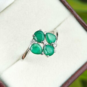 Emerald 4 Stone Cluster Jewelry, Pear Shape Gemstone Bypass Shank Ring, May Birthstone Ring, Perfect Gift for Someone Special