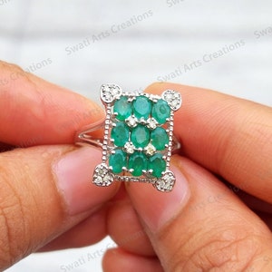 92 STERLING SILVER NATURAL Emerald Cluster Ring, Sterling Silver Ring, Designer Ring, May Birthstone Ring, Oval Shape Emerald, Gift For Her