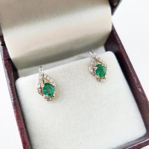 14k/18K Gold Natural Oval Emerald and Diamond Earring, Stud Earrings, Gift for Wife, Gift for Sister, Mother&#39;s Day Gift, Bridesmaid Studs