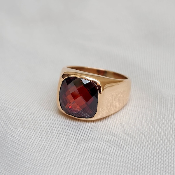 Garnet Signet Ring Cushion, 925 Sterling Silver Ring, Red Gemstone Ring, Mens Ring, Women Ring, Handmade Ring, Engraved Ring, Birthday Gift