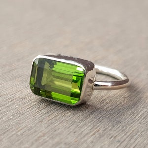 Peridot Ring, Handmade Ring, Gemstone Ring, Women Ring, 925 Sterling Silver Ring, Green Stone Ring, Promise Ring, Gold Ring, Gift for Her