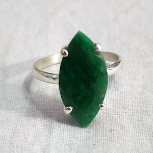 Grüner Natürlicher Smaragd Ring, 925 Massiv Sterling Silber Ring, Frauen Ring, Dunkler Smaragd Edelstein, Rose Gold, 22K Gold Ring, Geschenk Ring