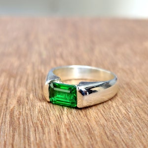 Emerald Ring, 925 Sterling Silver Ring, Green Emerald Statement Ring, 22k Gold Ring. Gift Ring, Simple Gemstone Ring, Handmade Jewelry Ring
