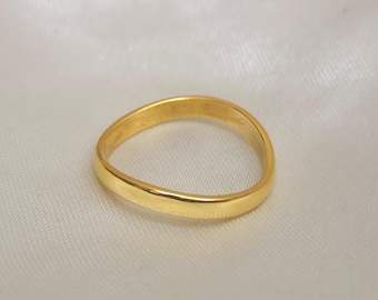 Yellow Gold Wavy Ring, 925 Sterling Silver Band Ring, Thumb Minimalist Ring, Gift for Her
