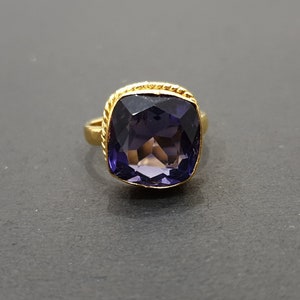 Lila Amethyst Ring Gold, 925 Massiv Sterling Silber, 22K Gelbgold Füllring, Amethyst Silberring, Lila Stein Ring, handgemachter Ring