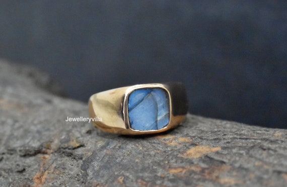Labradorite Ring, Natural Square Cut Flashy Labradorite Gemstone
