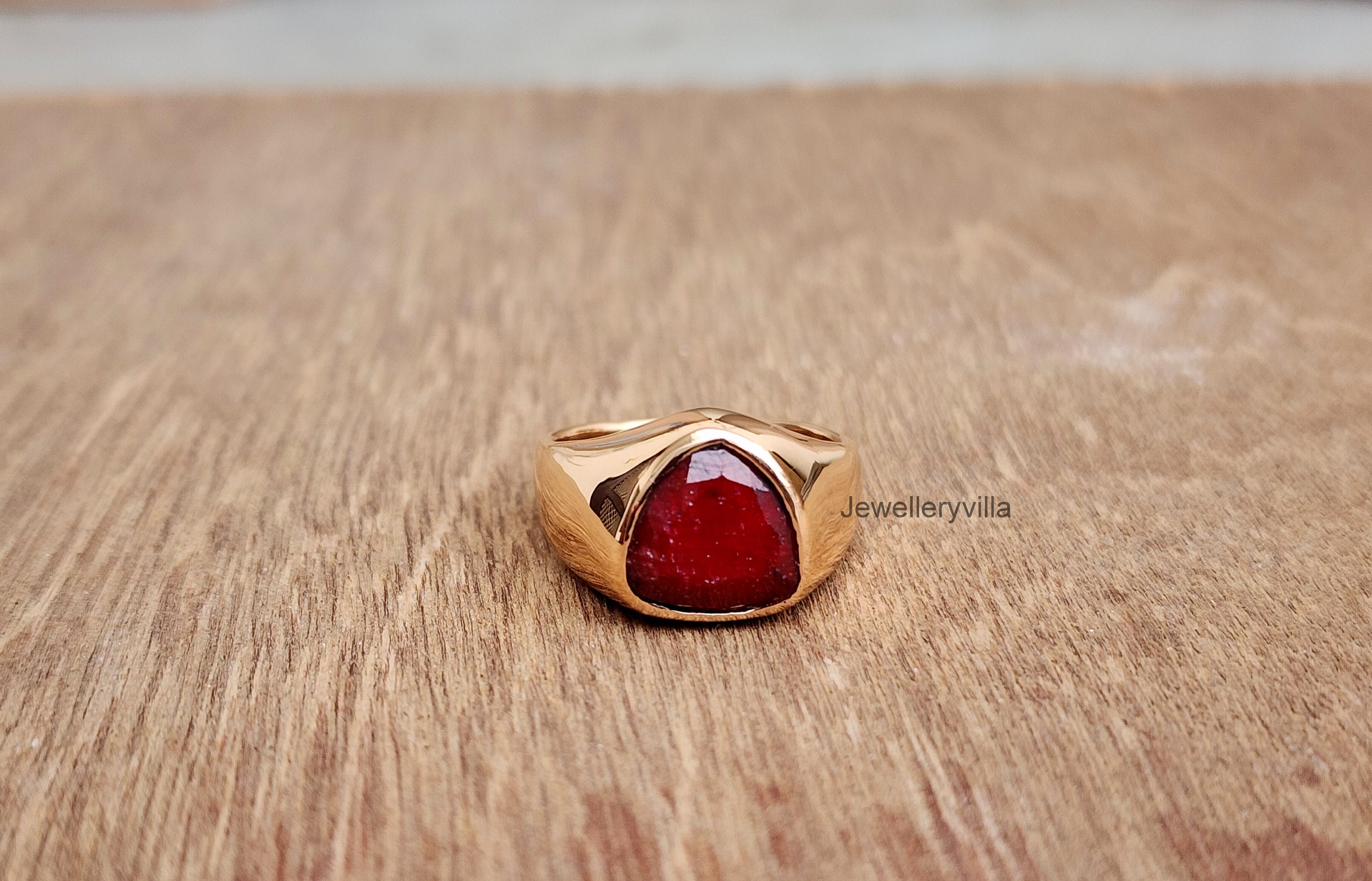 Chevaliere rubis hotsell
