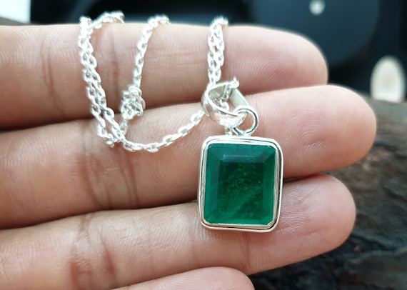 Pendentif en quartz émeraude vert, pendentif en argent sterling