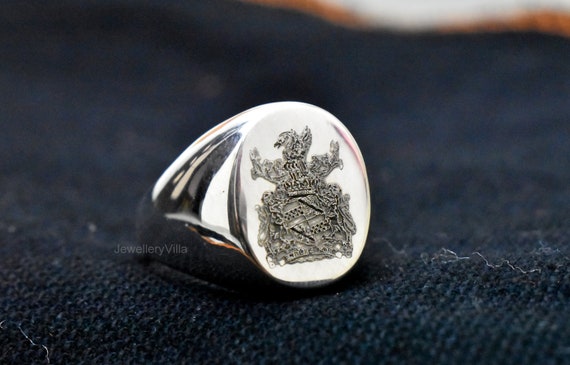 15号GLAD HAND FAMILY CREST SILVER RING Sterling Silver Coat of Arms Signet Ring, Family Crest Rings