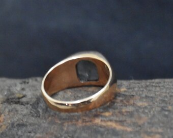 Labradorite Ring, Natural Square Cut Flashy Labradorite Gemstone