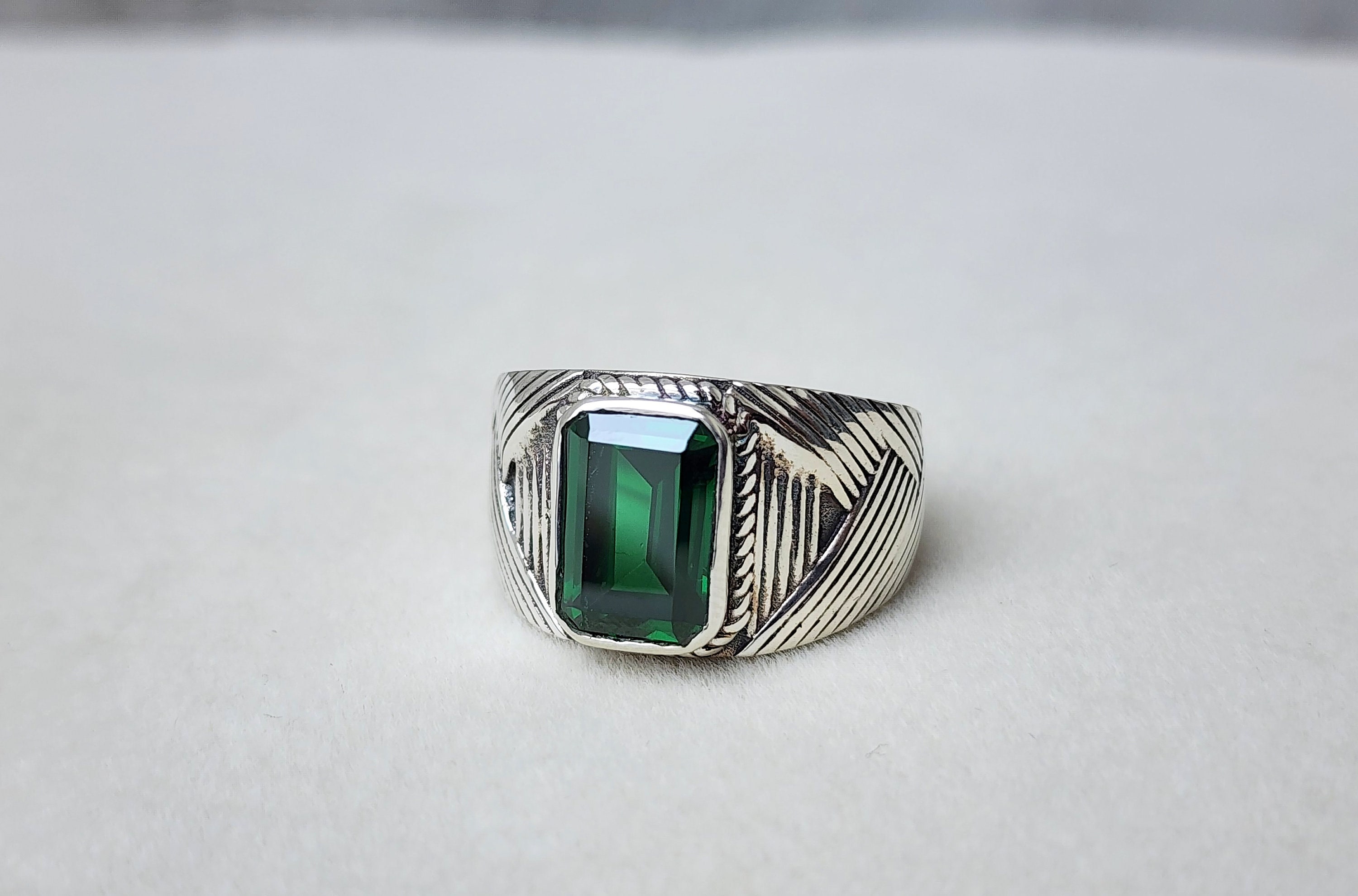 35.0 Ct Silver Ring ~With AAA Clarity Swat Emerald Stone
