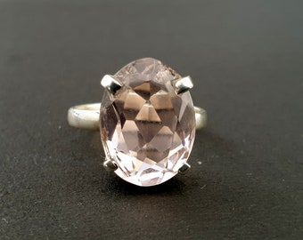 Anillo Kunzite para mujer, Anillo de piedra preciosa Kunzite de corte ovalado de plata de ley sólida 925, Acabado en oro rosa, Relleno de oro de 22K, Anillo para mujer, Anillo de regalo