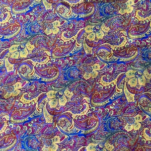 Floral Paisley Pure Silk Fabric
