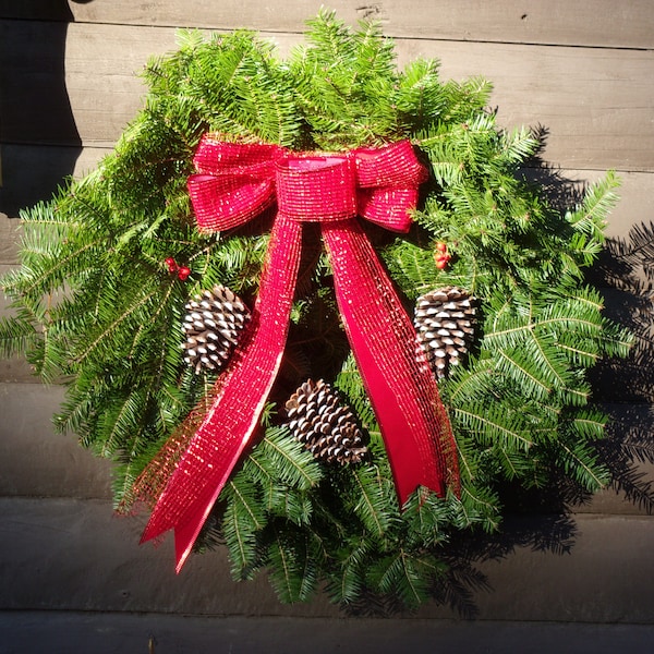 22 inch fresh cut balsam wreath