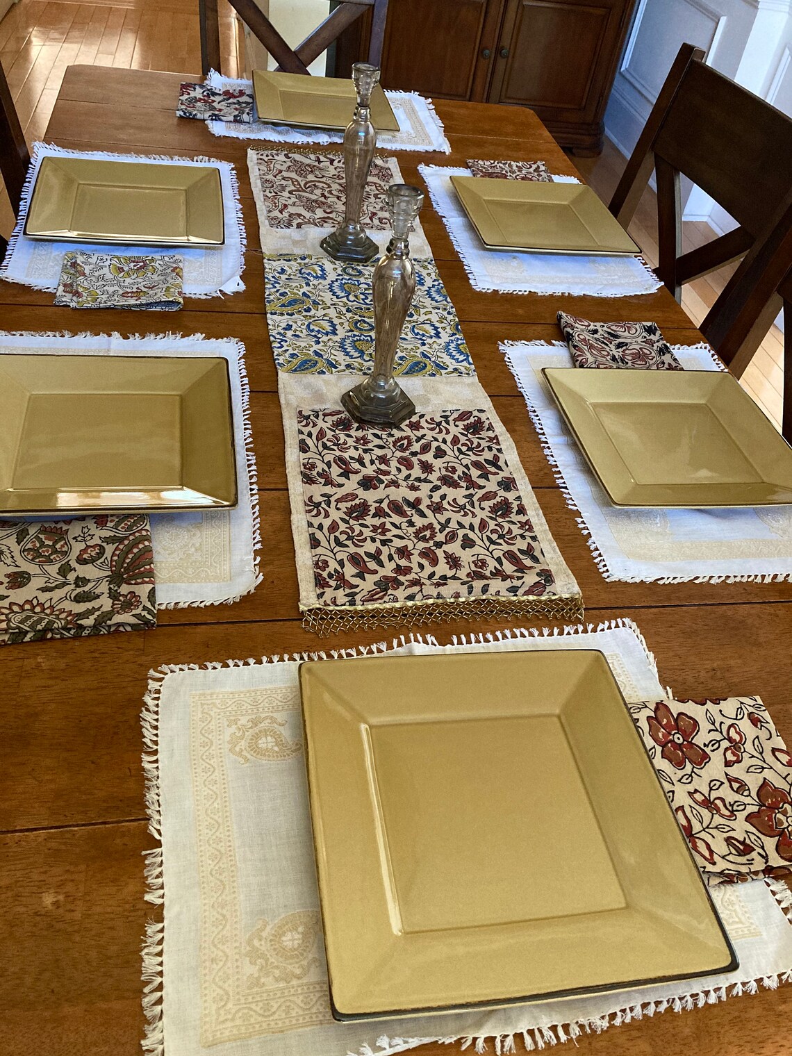 Grey Table Runner And Napkins at Michele Arndt blog