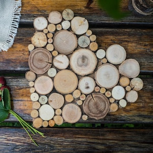 Wood slices mosaic heart hanger for Valentine wall decor, wooden love sign wall hanging, woodwork art, wooden heart decor, heart door hanger