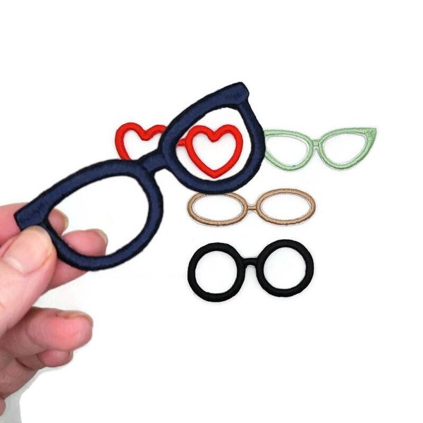 Embroidered Eyeglasses Iron on/sew on patch.