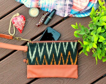 Women’s Vegan Leather Pouch | womens pouch | zipper pouch | cosmetic pouch | gift for her | gift for women | coin purse | anniversary gift