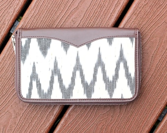 Women’s Vegan Leather Wallet | womens wallet | zipper wallet | phone wallet | gift for her | gift for women | coin purse | anniversary gift
